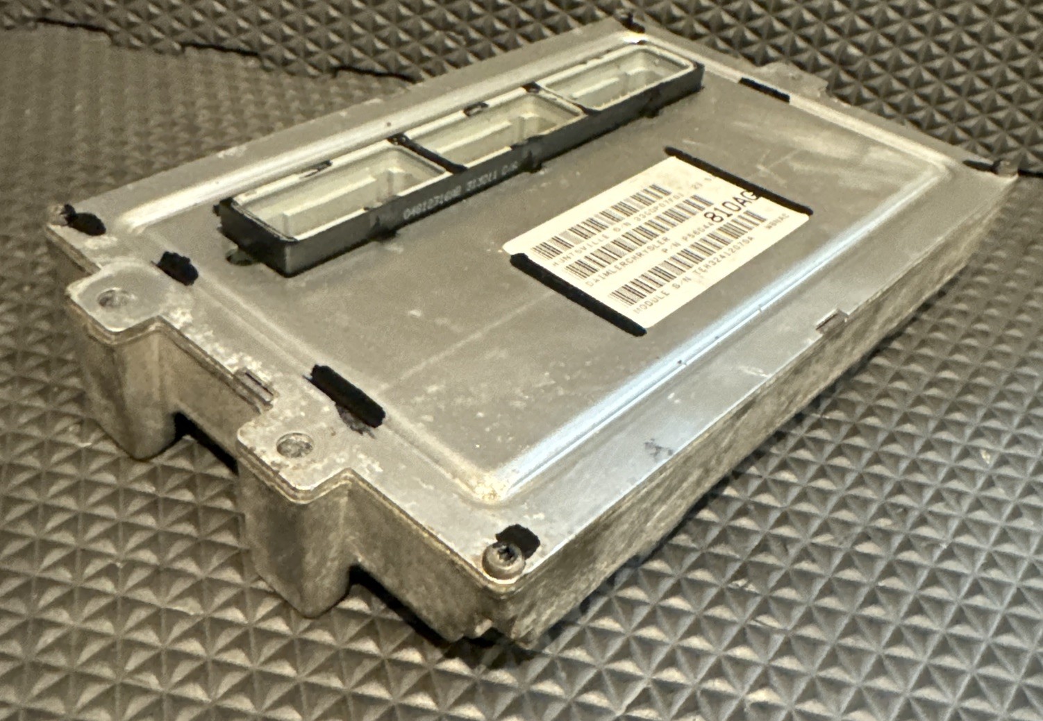 2002 Jeep Grand Cherokee 4.7L Engine Computer P56044810AG ECU Control Module ECM