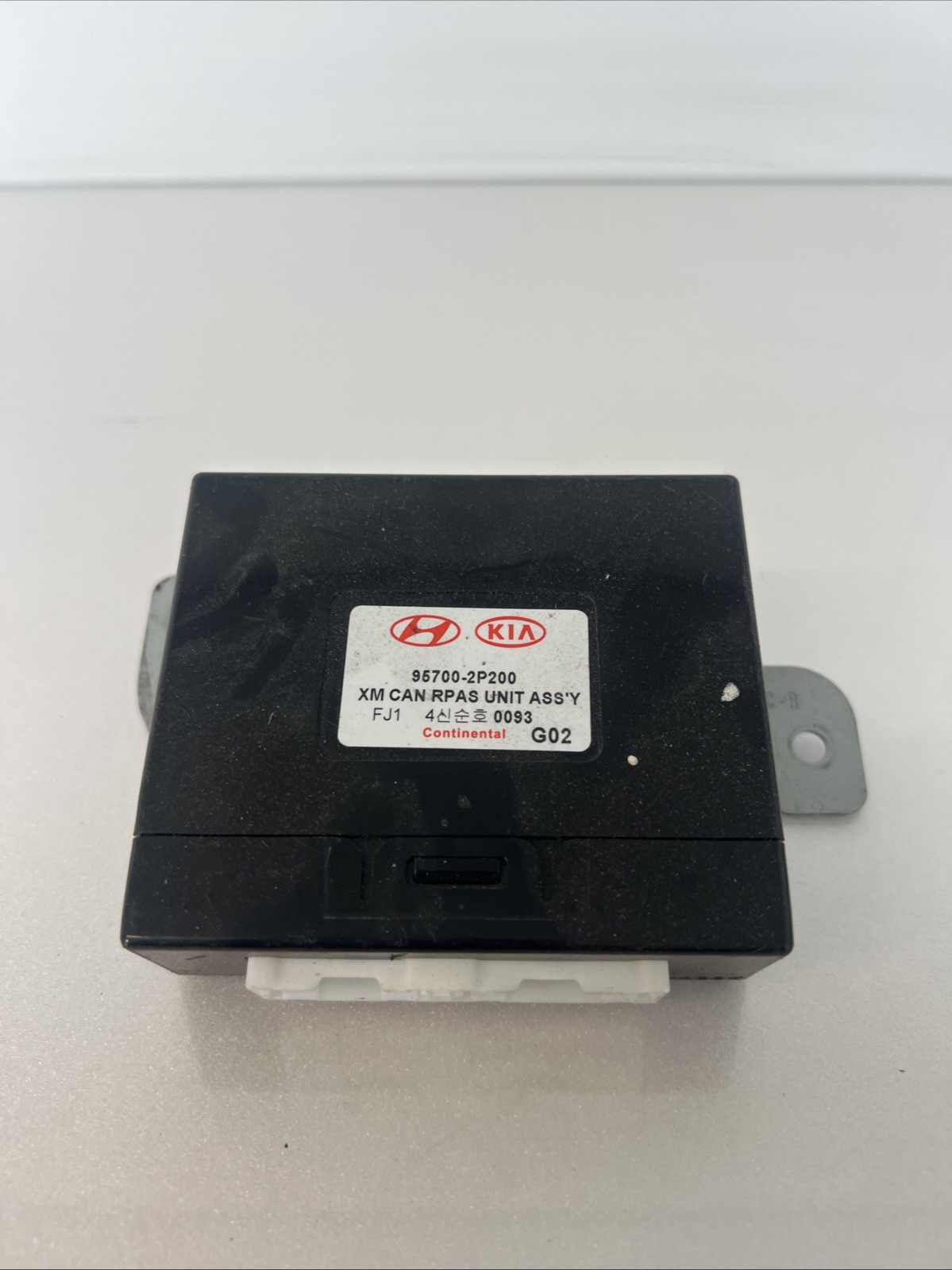 KIA SORENTO PDC PARKING SENSOR CONTROL UNIT ECU 95700-2P200 MK2 2010 – 2014