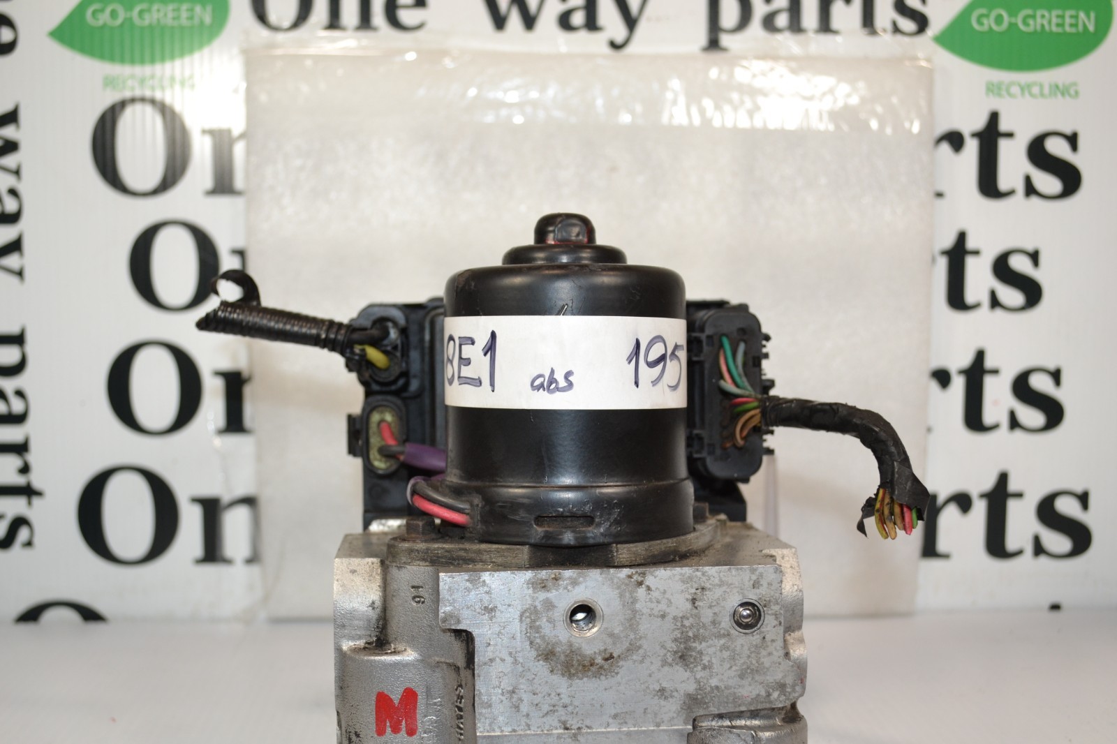 F8UA-2C346-AB FORD E150 E250 1998-01 ABS Antilock Brak Pump Control OEM 8E1 195