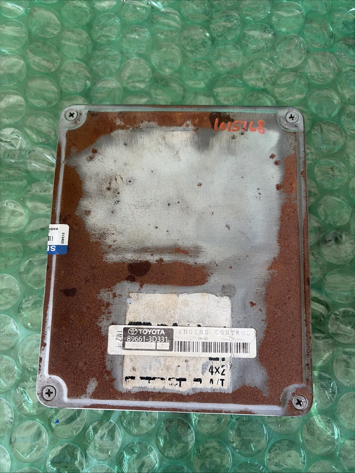 1996–1998 Toyota 4Runner 3.4L Engine Computer Module (ECU/ECM) – OEM 89661-3D331