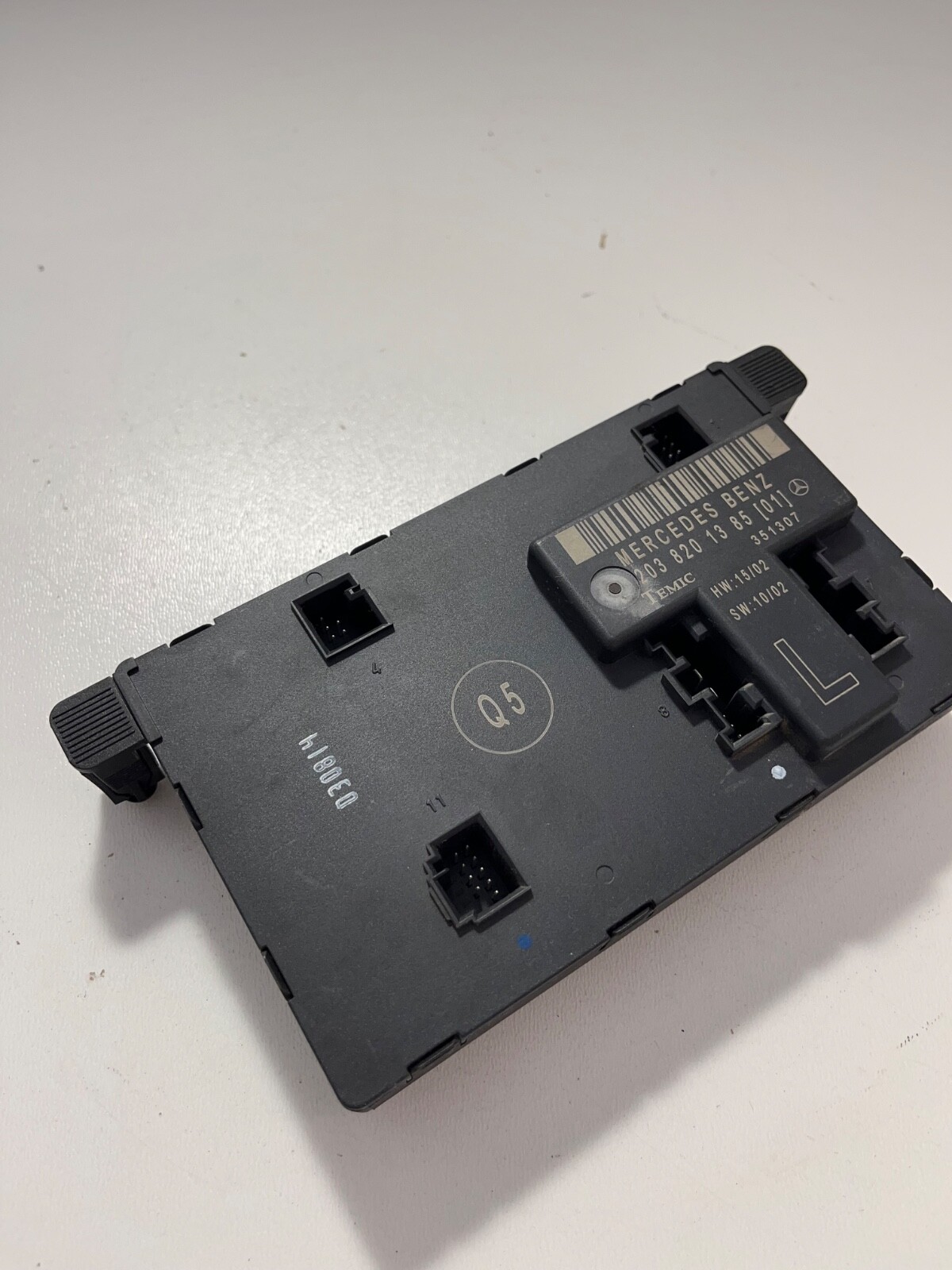 MERCEDES C Door Control Module Unit Front Left C Class W203 OEM A 2038201385