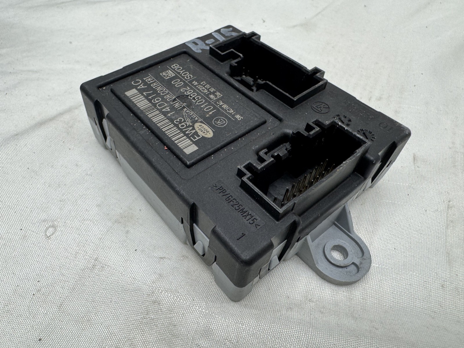 JAGUAR XJ DOOR CONTROL MODULE UNIT FRONT LEFT SIDE EW9314D617AC X351 2010-2019