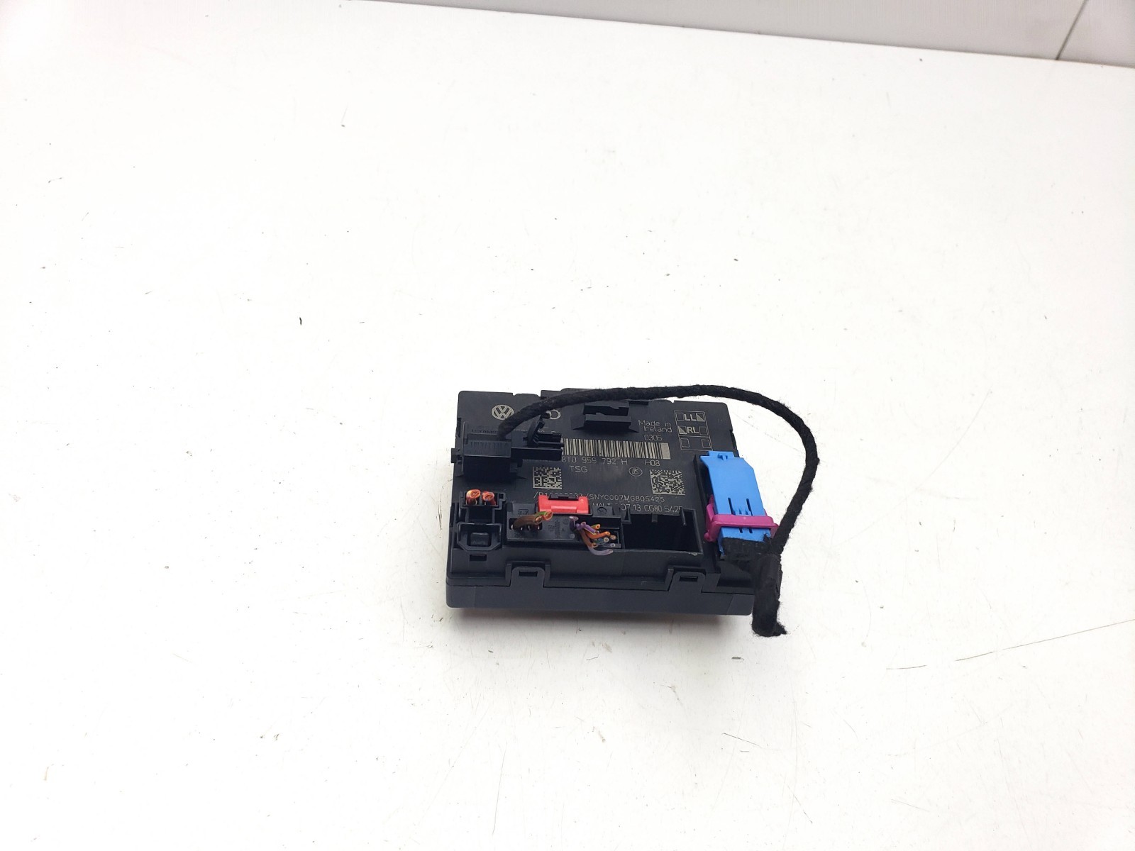 AUDI A5 8T 2014 DOOR CONTROL UNIT MODULE ECU FRONT LEFT SIDE 8T0959792Q