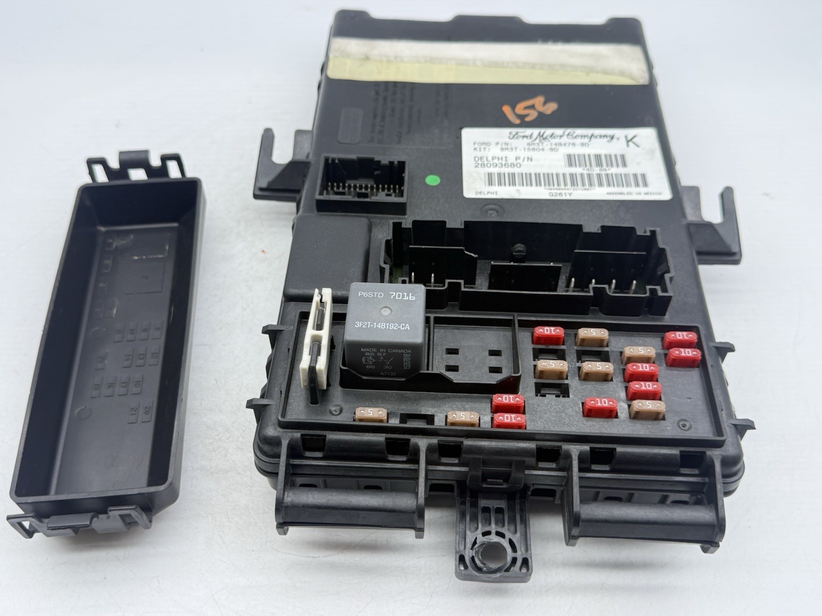 07 08 09 FORD MUSTANG FUSE BOX BODY CONTROL MODULE DELPHI 8R3T-14B476-BD (OEM)