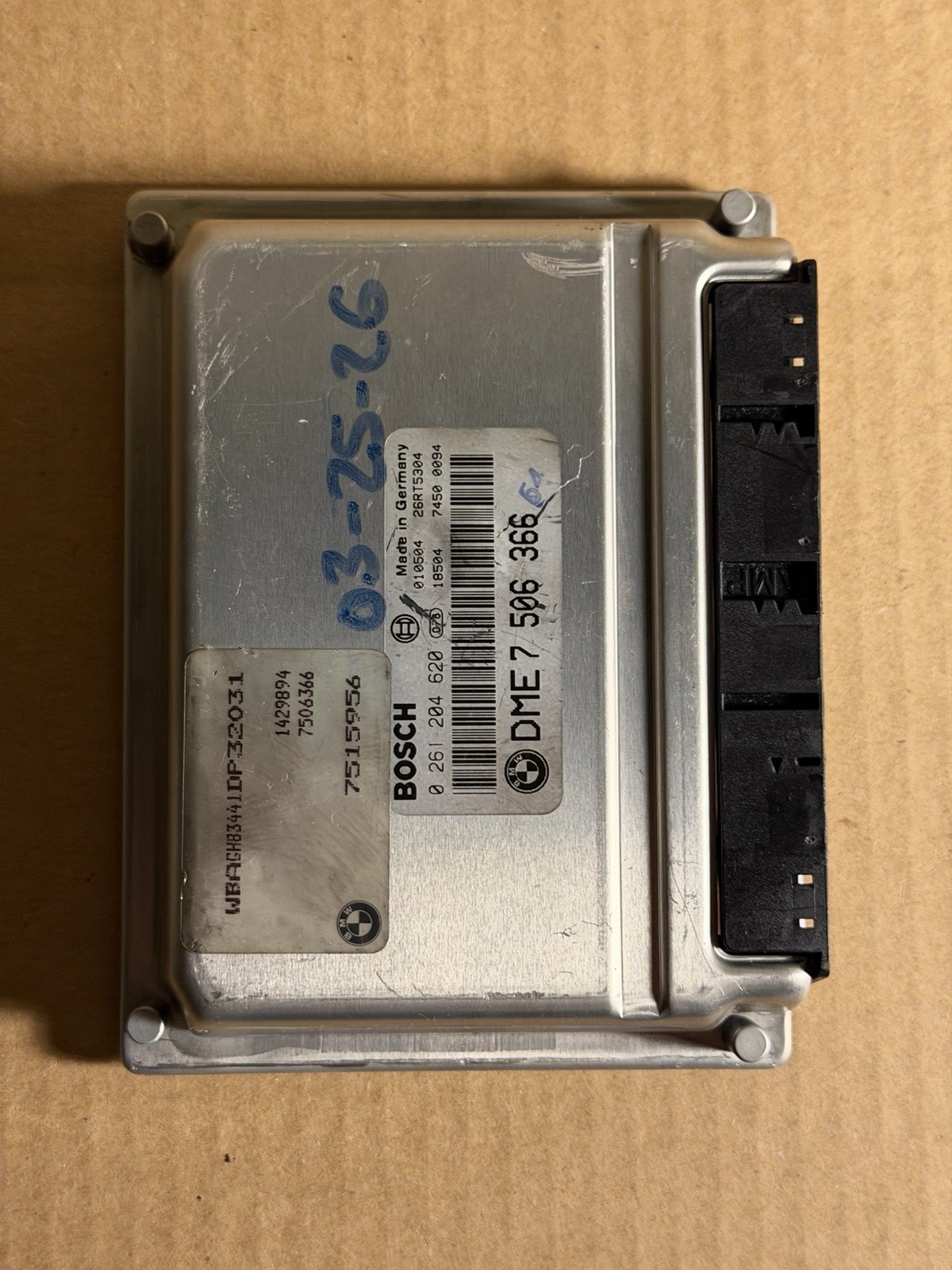 OEM Engine Control Module DME BMW E38 740i 740iL 4.4L V8 1999-2001 / 7506366