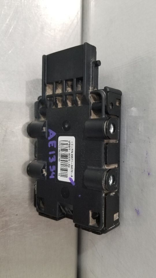 21 TOYOTA TUNDRA LIMITED 5.7L FUEL PUMP CONTROL MODULE 8957134070A