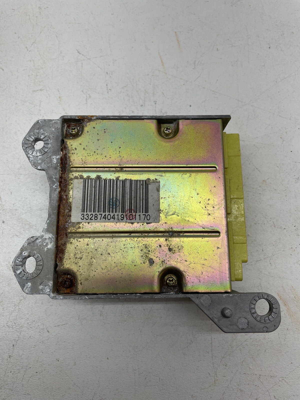 2003 2004 Mazda 6 ECM SRS Module Behind Center Dash OEM GM9E 57 K30
