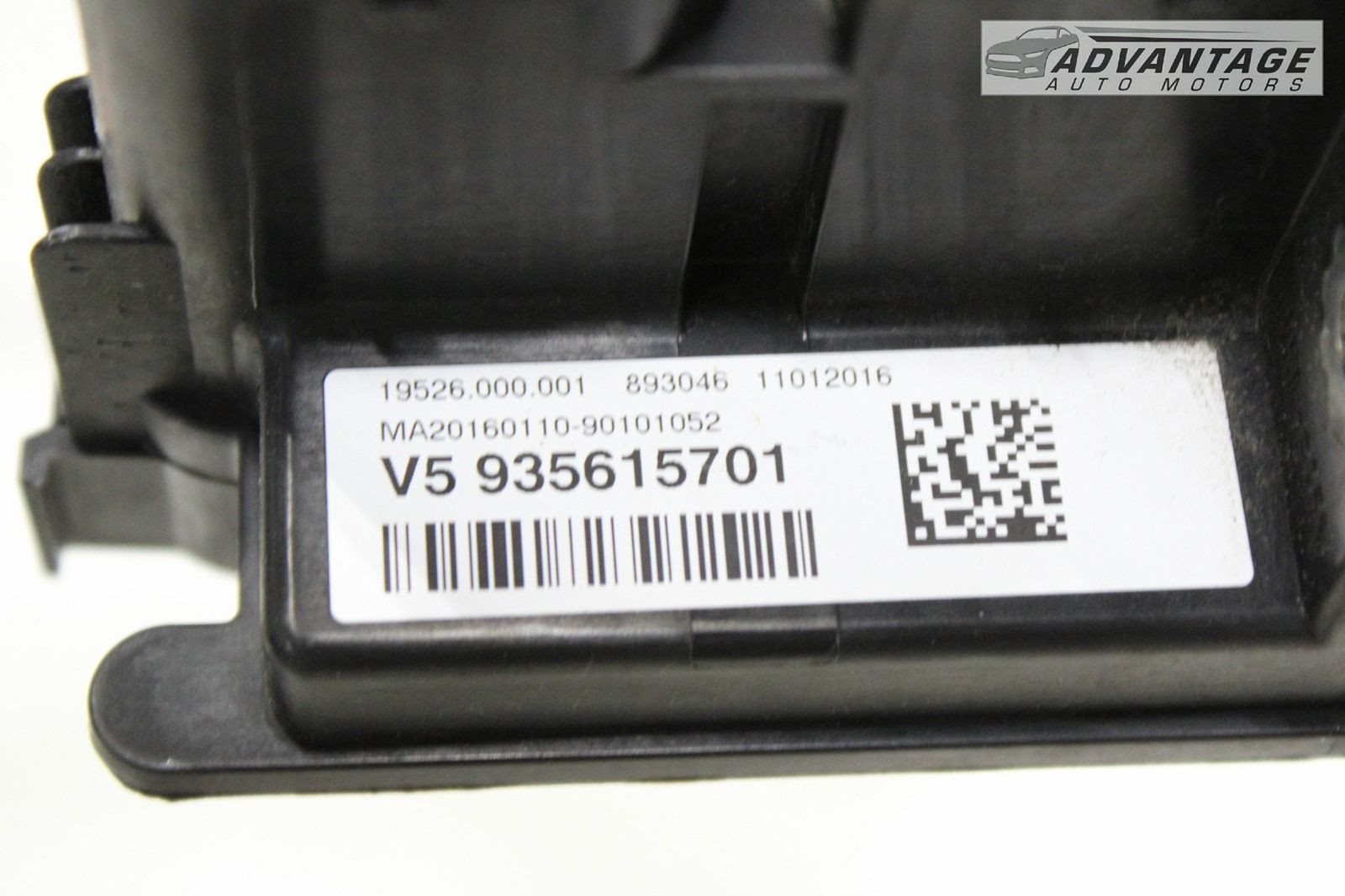 2016-2018 BMW 330E F30 EXTERNAL IGNITION DISTRIBUTOR BOX CONTROL MODULE OEM