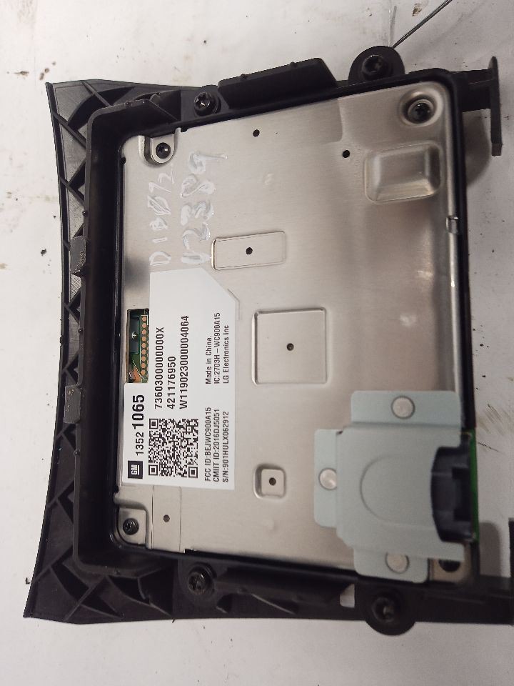 GM 13521065 Wireless Charger Module Genuine Factory OEM 11406854