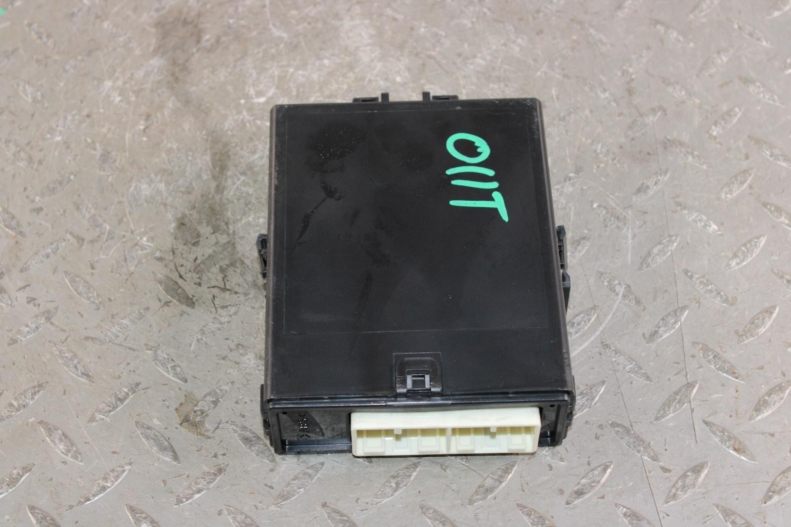 10-24 4 Runner Electronic Multiplex Network MPX Door Control Module Unit OEM WTY