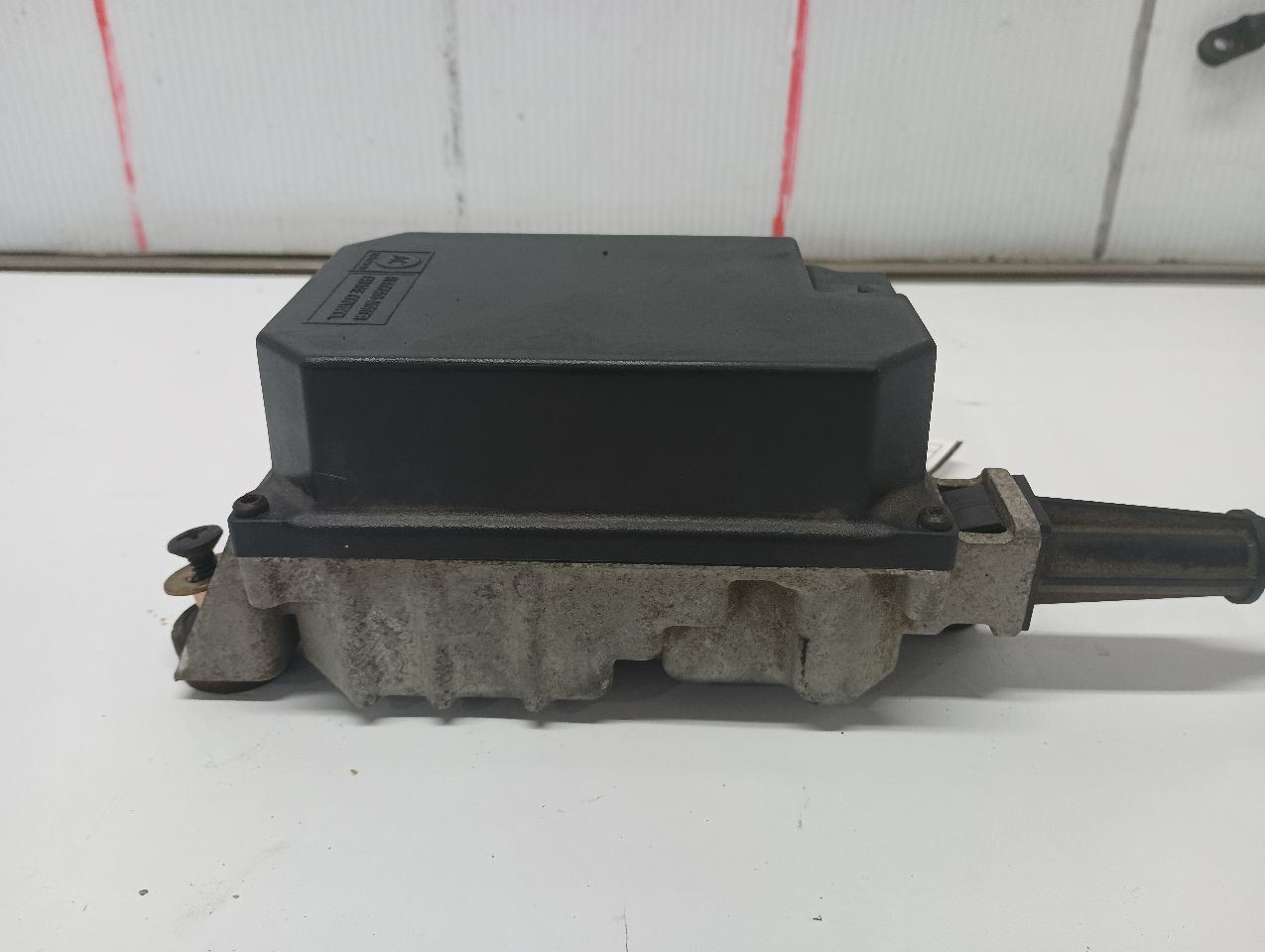 Chassis ECM Cruise Control Module from 92 Chevrolet Suburban 1500 5.7L 13018831