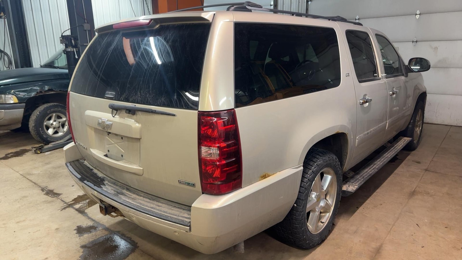 2007-2014 Chevy Suburban 1500 Power Liftgate Control Module E61 OEM Program Req.