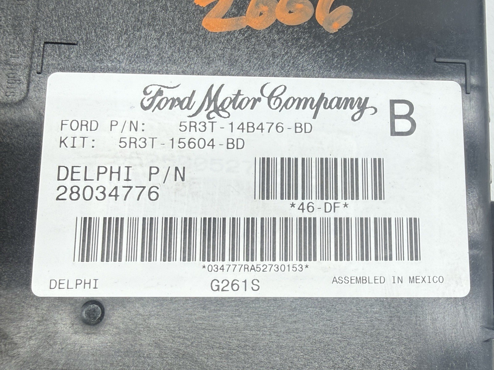 2005 2006 FORD MUSTANG FUSE BOX BODY CONTROL MODULE DELPHI 5R3T-14B476-BD (OEM)