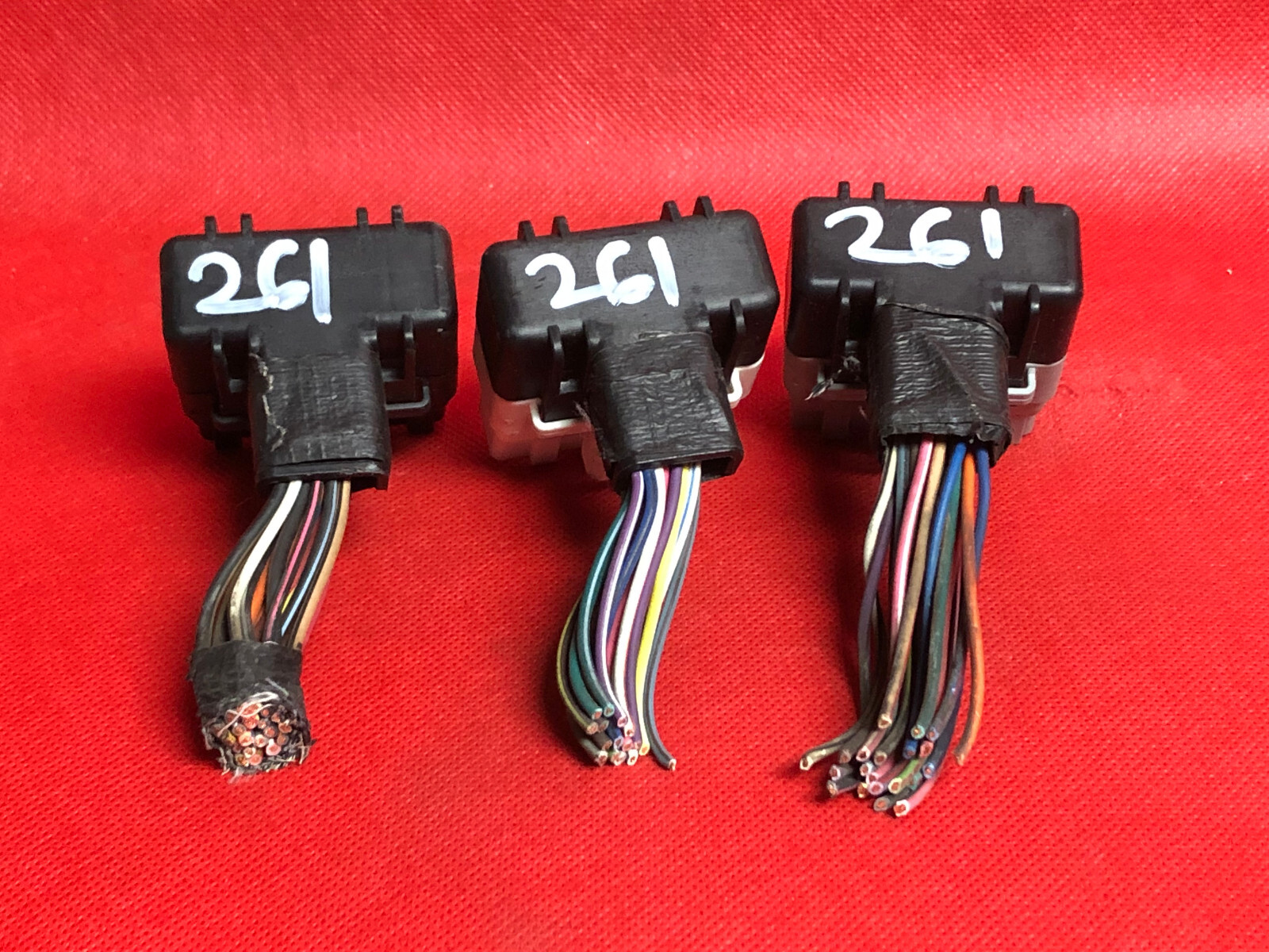 96 GRAND CHEROKEE AT 4.0 ECM ECU PCM WIRING HARNESS PLUGS CONNECTORS P56028412