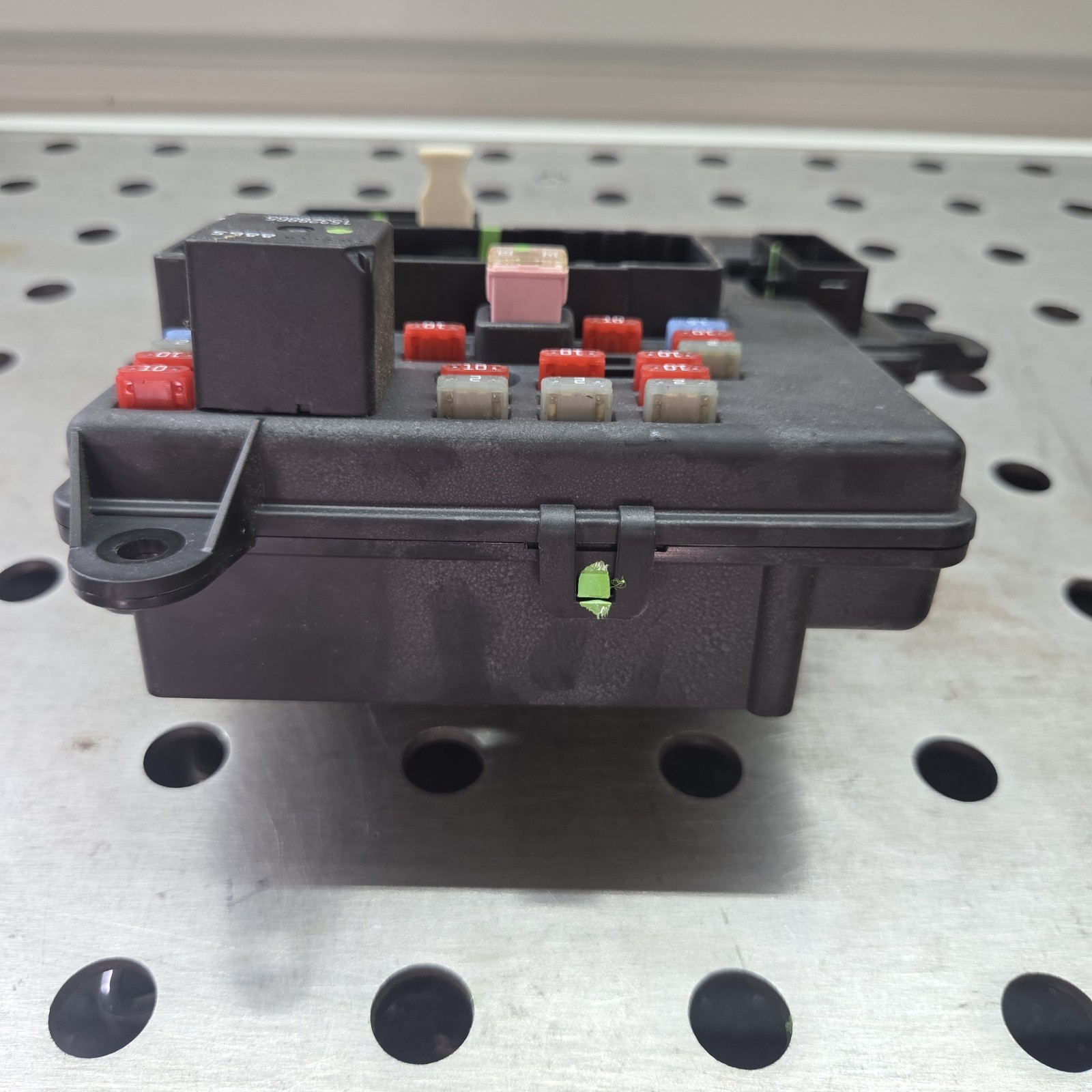 2008-2010 Pontiac G6 Body Control Module BCM 20793571