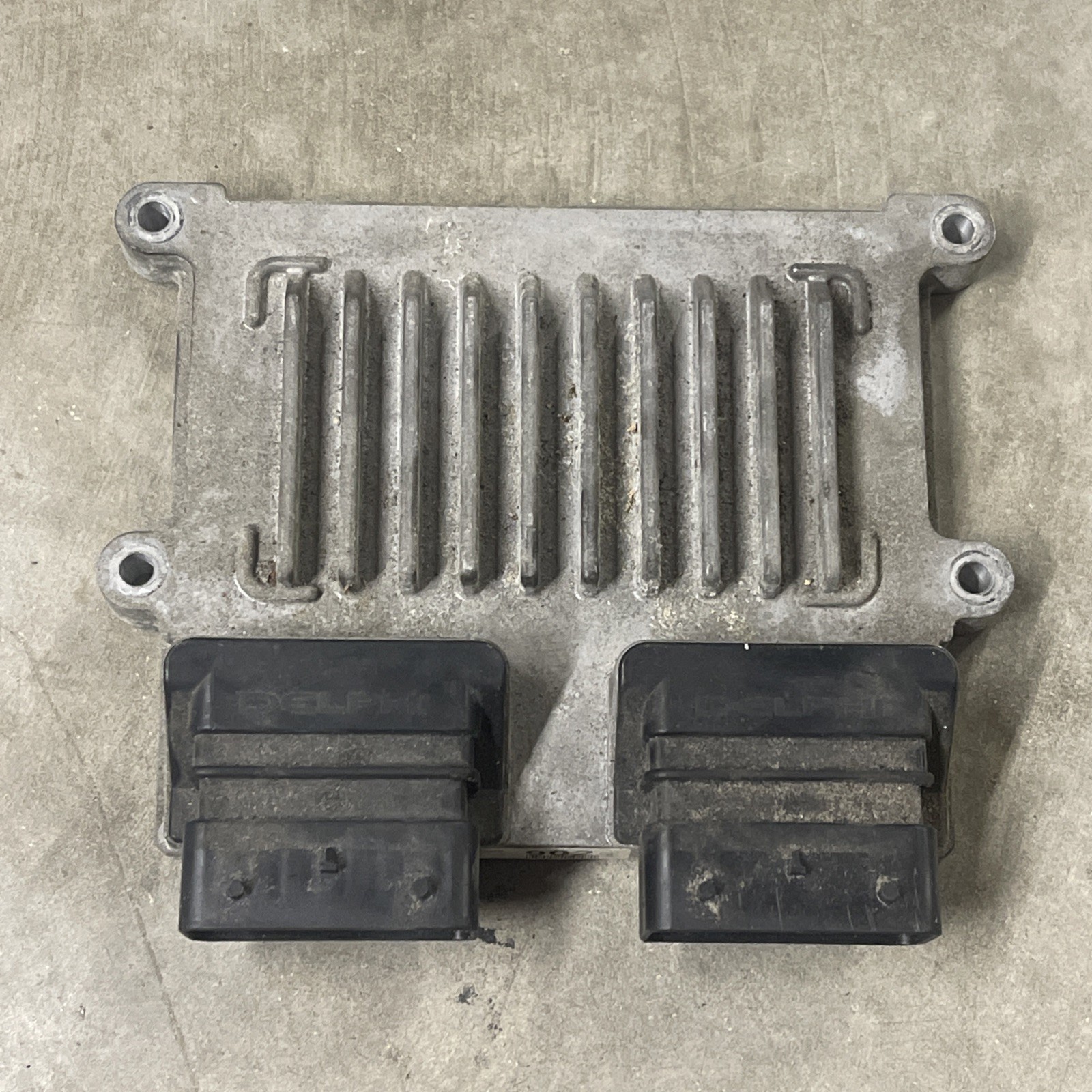 2007 08 09 Kia Sorento 3.3L 39106-3C262 Engine Control Unit ECU OEM