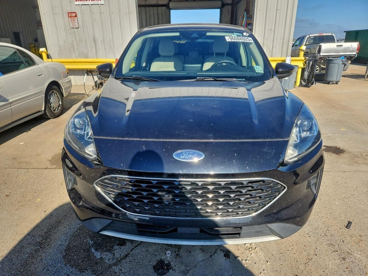 Used Body Control Module fits: 2020 Ford Escape Body Control BCM module and insi