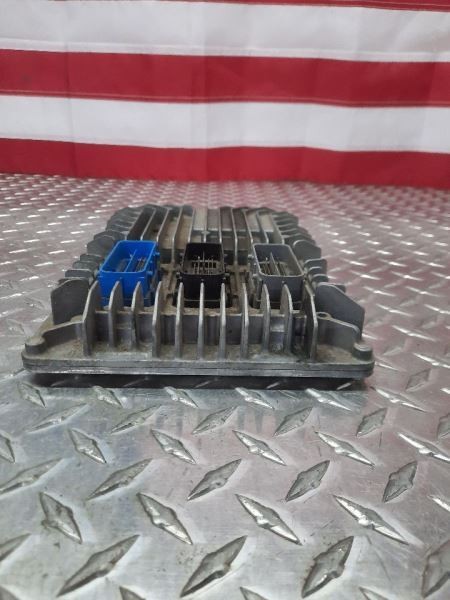 2013-2016 GMC Acadia Engine ECM Electronic Control Module Behind Fan Shroud OEM
