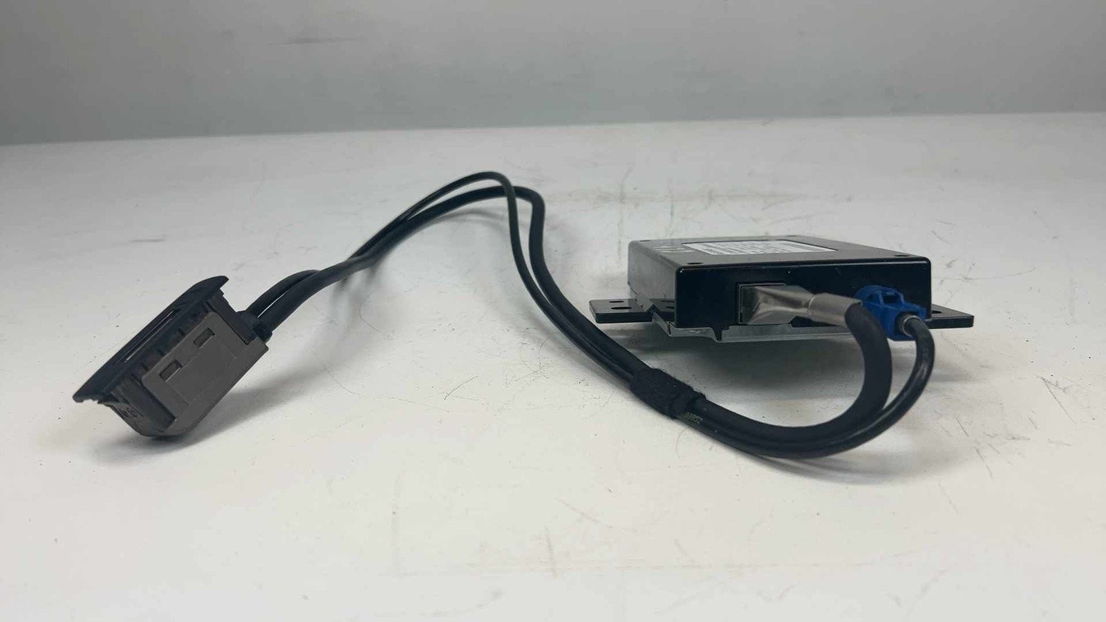 2015-2020 Mercedes GLA250 USB Media Interface Module A1729002809