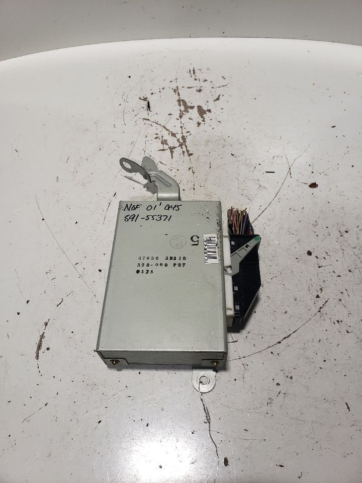 1999-2001 Infiniti Control Module ABS Right Hand Kick Panel Q45 OEM 992516