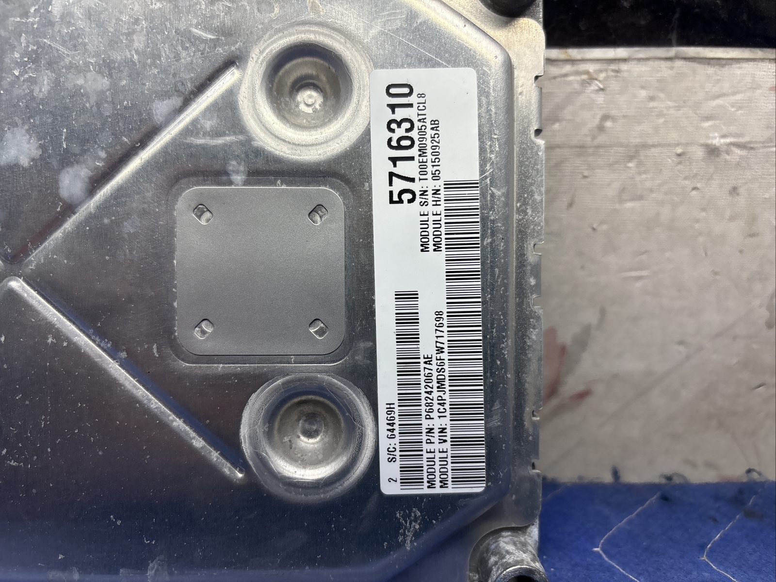 2015 Jeep Cherokee Computer Brain Engine Control Module OEM P05150925AB (Md)