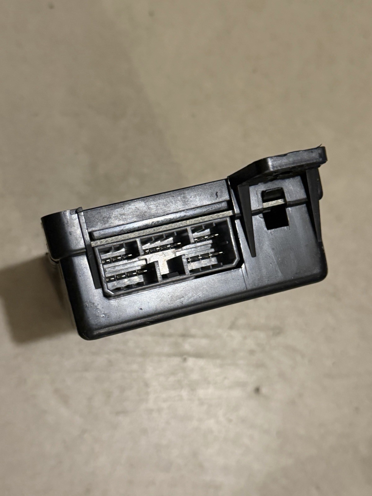 XL5T-14B205-EC Ford Ranger Mazda PL PW ESOF 4X4 GEM Computer Module 2000