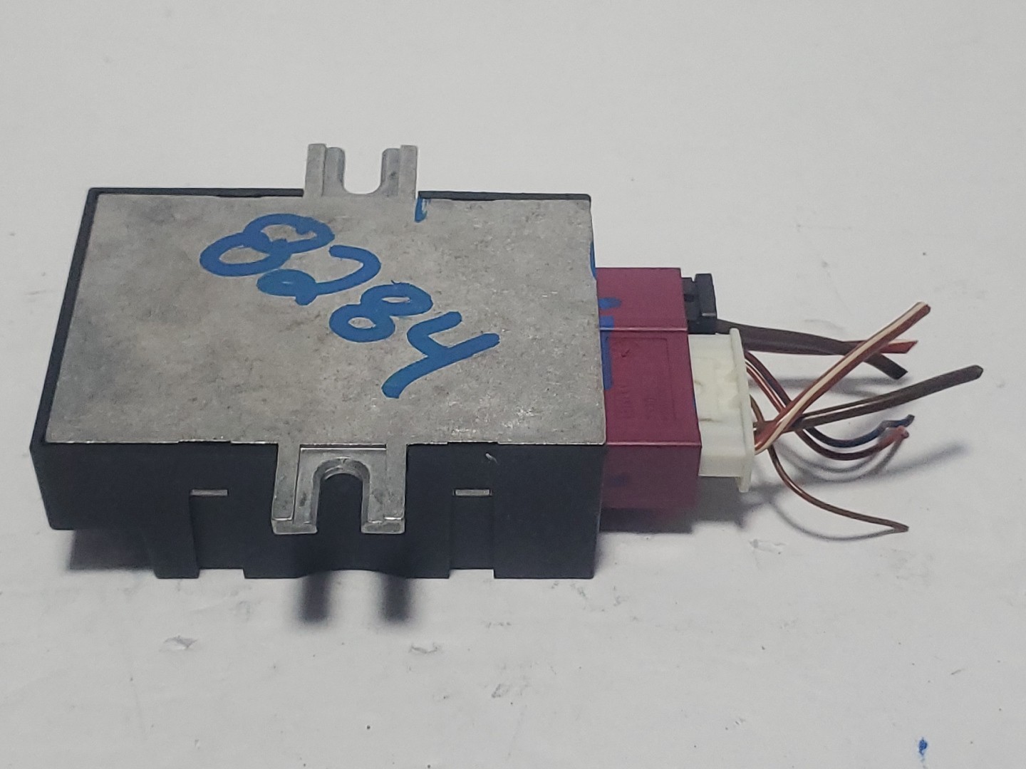 BMW E81 E82 E88 E90 E91 E60 E61 Fuel Pump Control Module Unit EKPM3 7229173 OEM