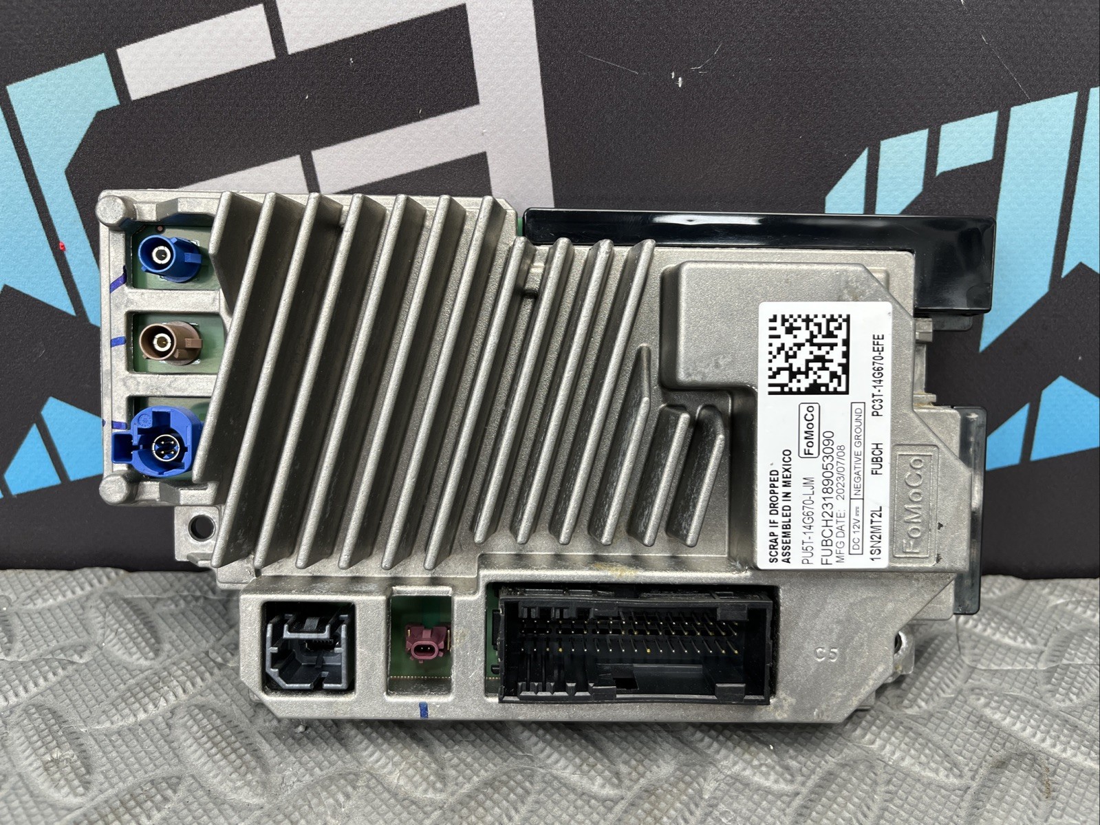 FORD F350 F250 SYNC 4 APIM COMMUNICATION MODULE NAV 12″ DISPLAY OEM 2023-2026