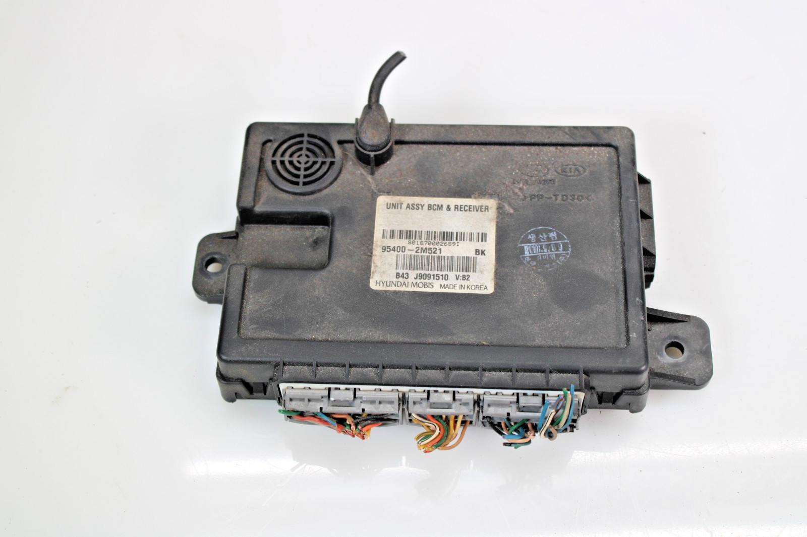 2010-2012 HYUNDAI GENESIS COUPE 95400-2M521 Chassis Brain Box OEM