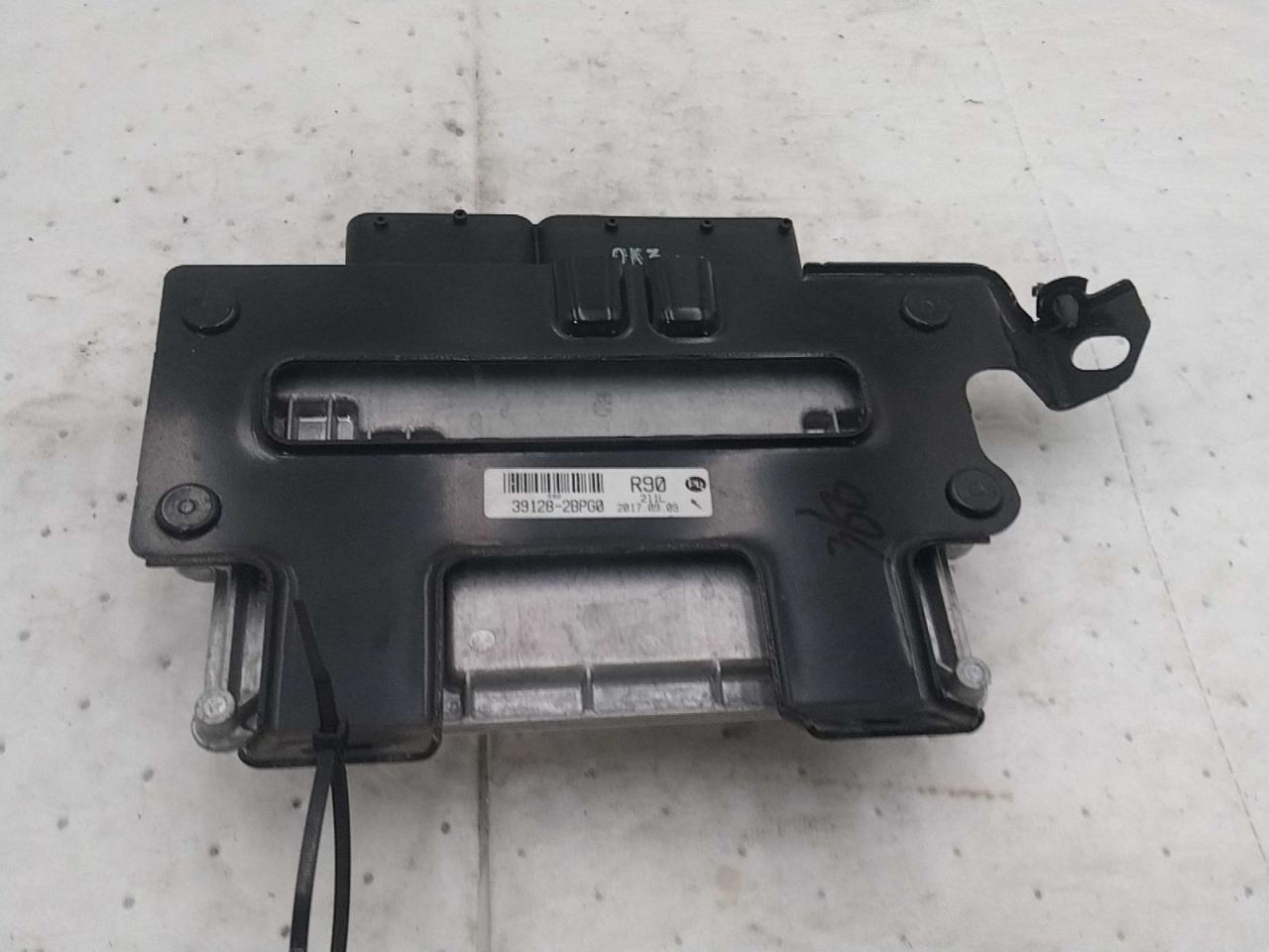 Engine ECM Electronic Control Module Canada Market GT Fits 18-20 ELANTRA 685700