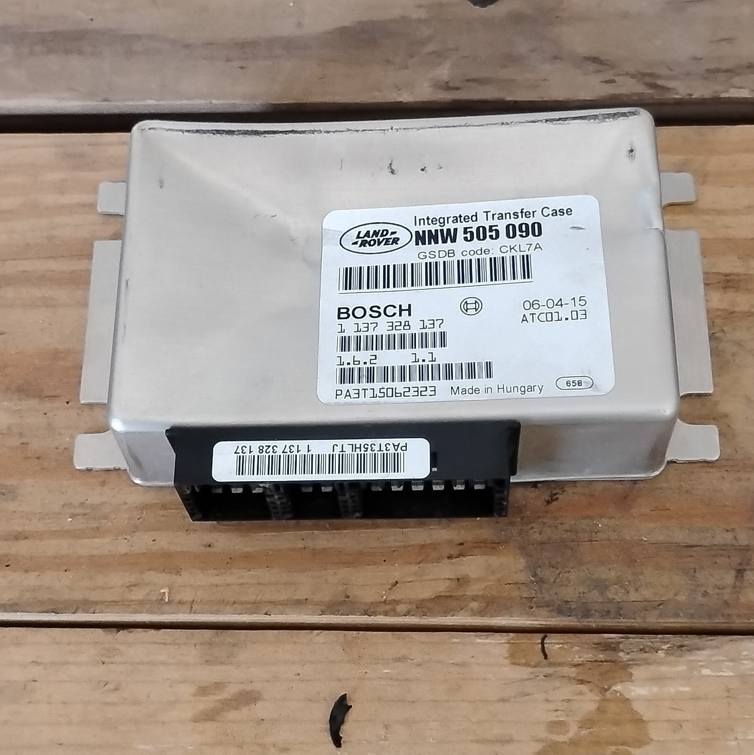 2005-10 Land Rover Range Rover Integrated Transfer Case Module 1 137 328137 OEM