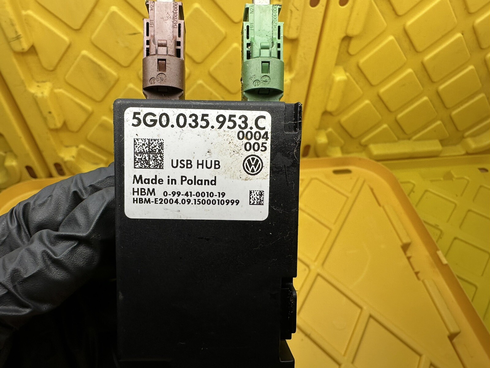 VW Volkswagen Audi Porsche USB HUB DISTRIBUTOR CONTROL MODULE 5G0.035.953.C