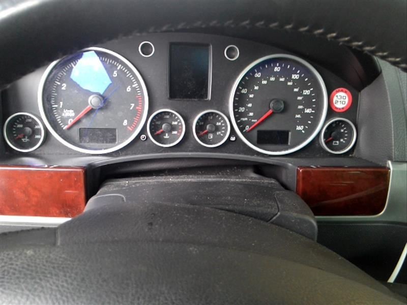 Chassis ECM Body Control BCM Mounted Next Relay Box Fits 04-07 TOUAREG 612942