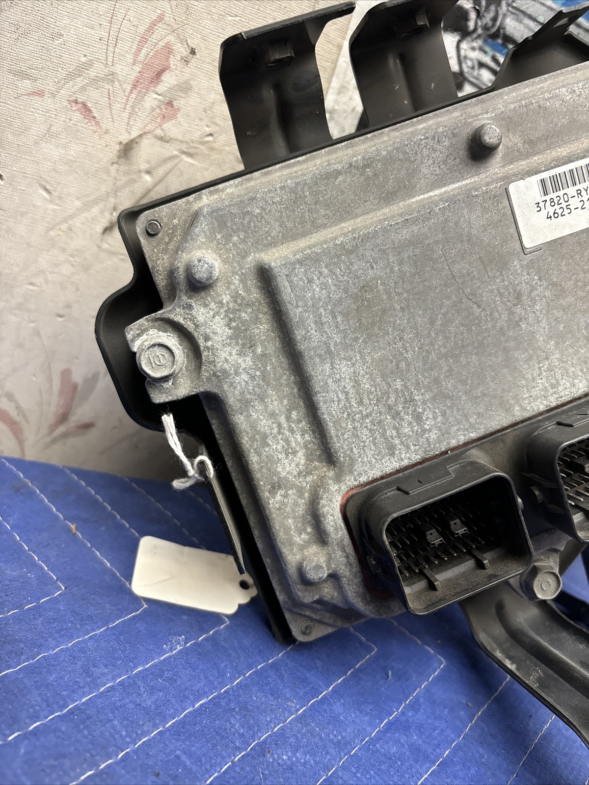 2008 Acura MDX Engine Computer Control Module ECM OEM 37820-RYE-A62 (drawer2)
