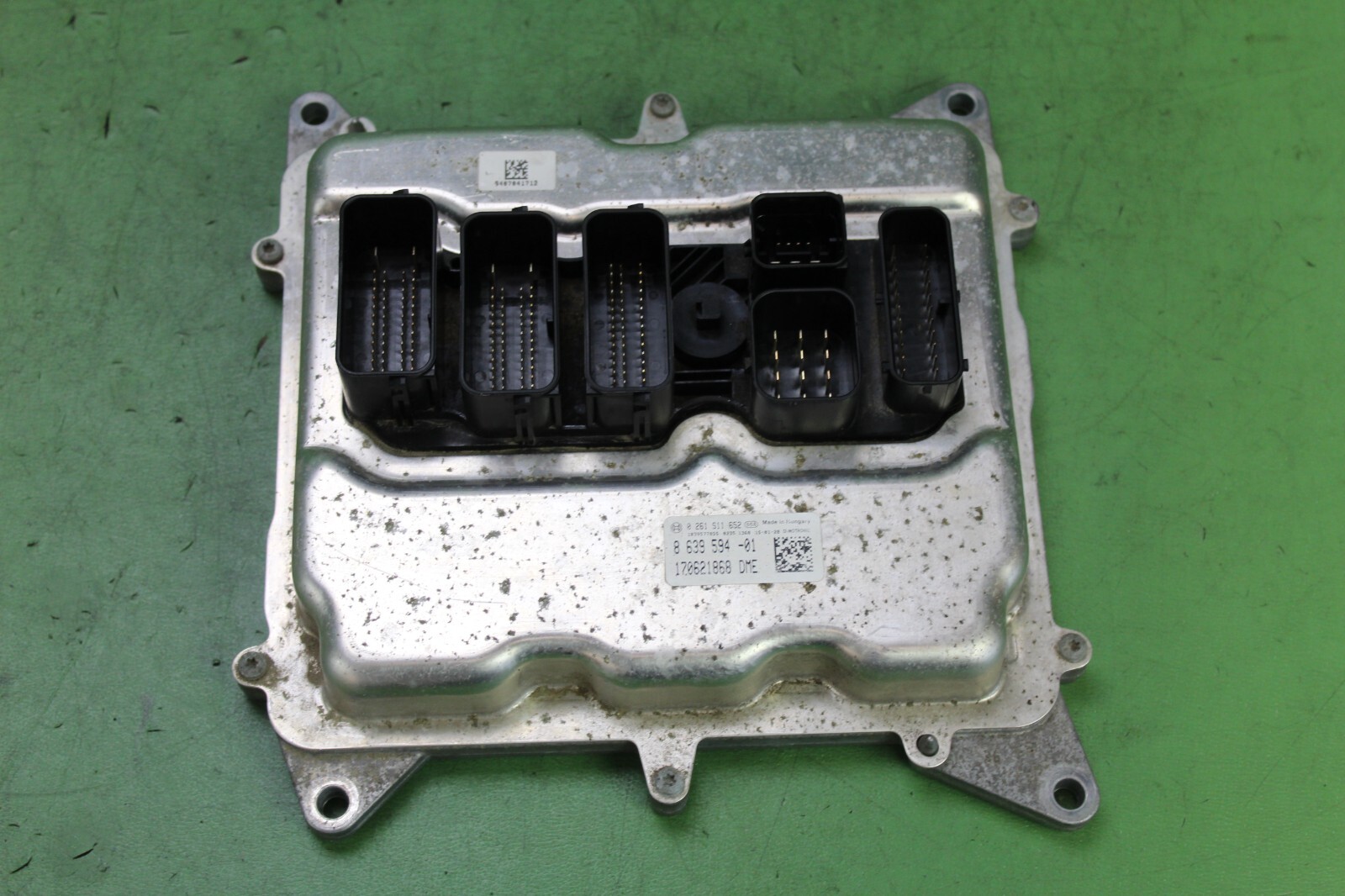 13-18 BMW 528I 2.0L ECU DME MEVD172P ENGINE COMPUTER CONTROL MODULE 8639594 OEM
