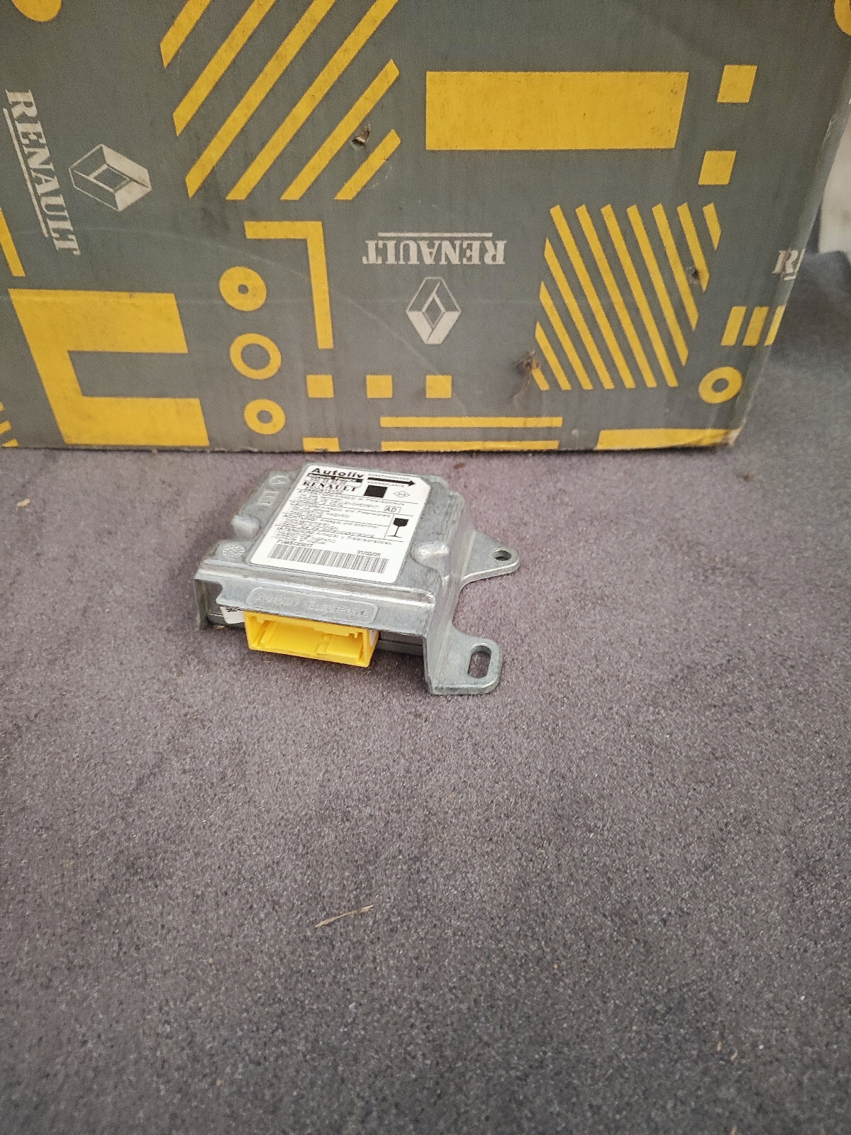 Renault MEGANE SCENIC control unit control unit Autoliv 8200419152