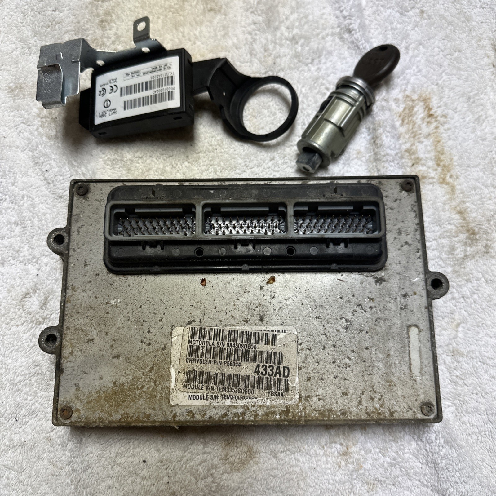 Jeep Wrangler TJ 2004 4.0 6 Cyl Automatic Rubicon Engine Computer P56044433AD