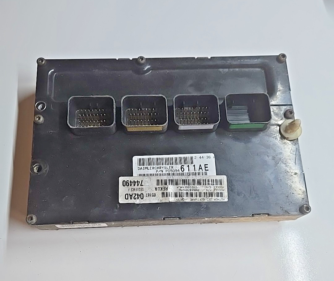 Chrysler Engine control module P050949 611AE OEM 402