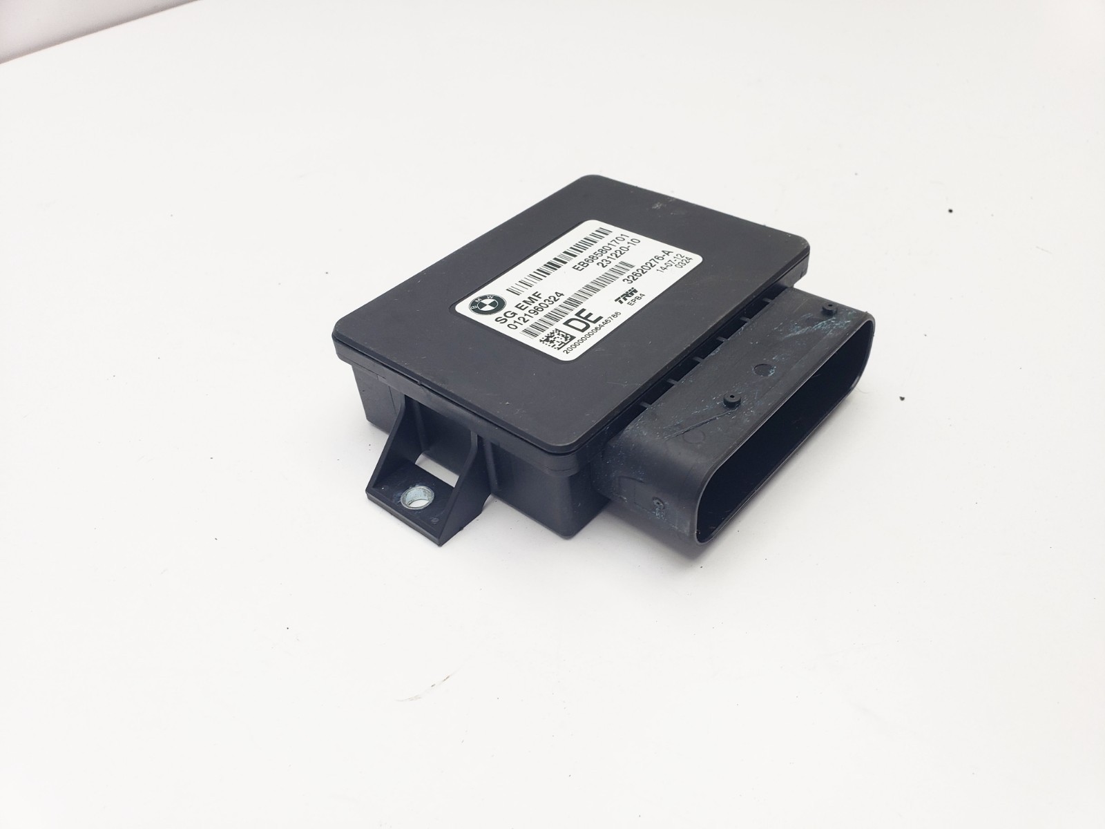 BMW 5 SERIES F10 F11 ELECTRIC PARKING BRAKE CONTROL MODULE 2012 685801701