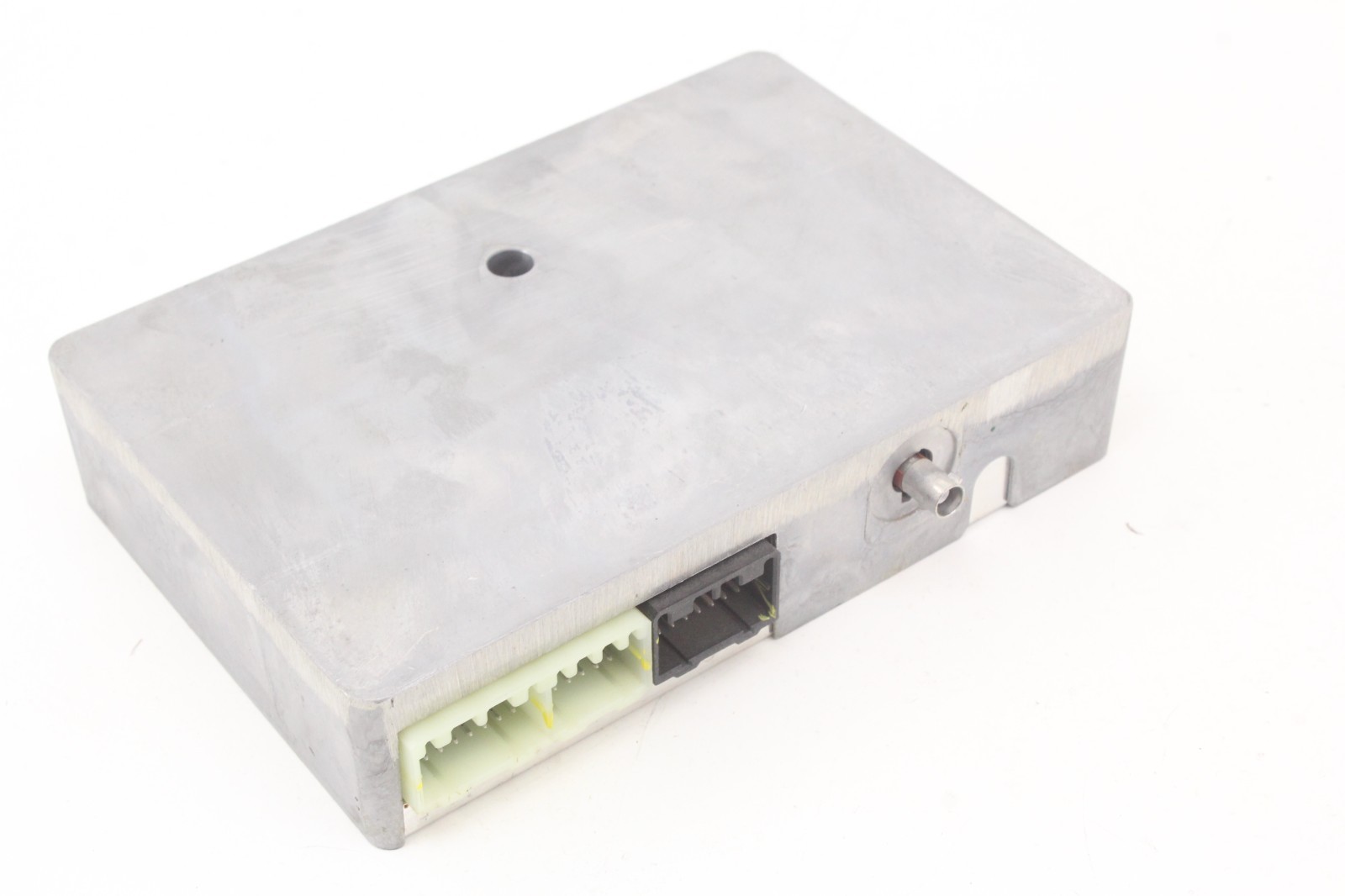 13-15 Chevy Malibu Communication OnStar Control Module Silver OEM 22903686