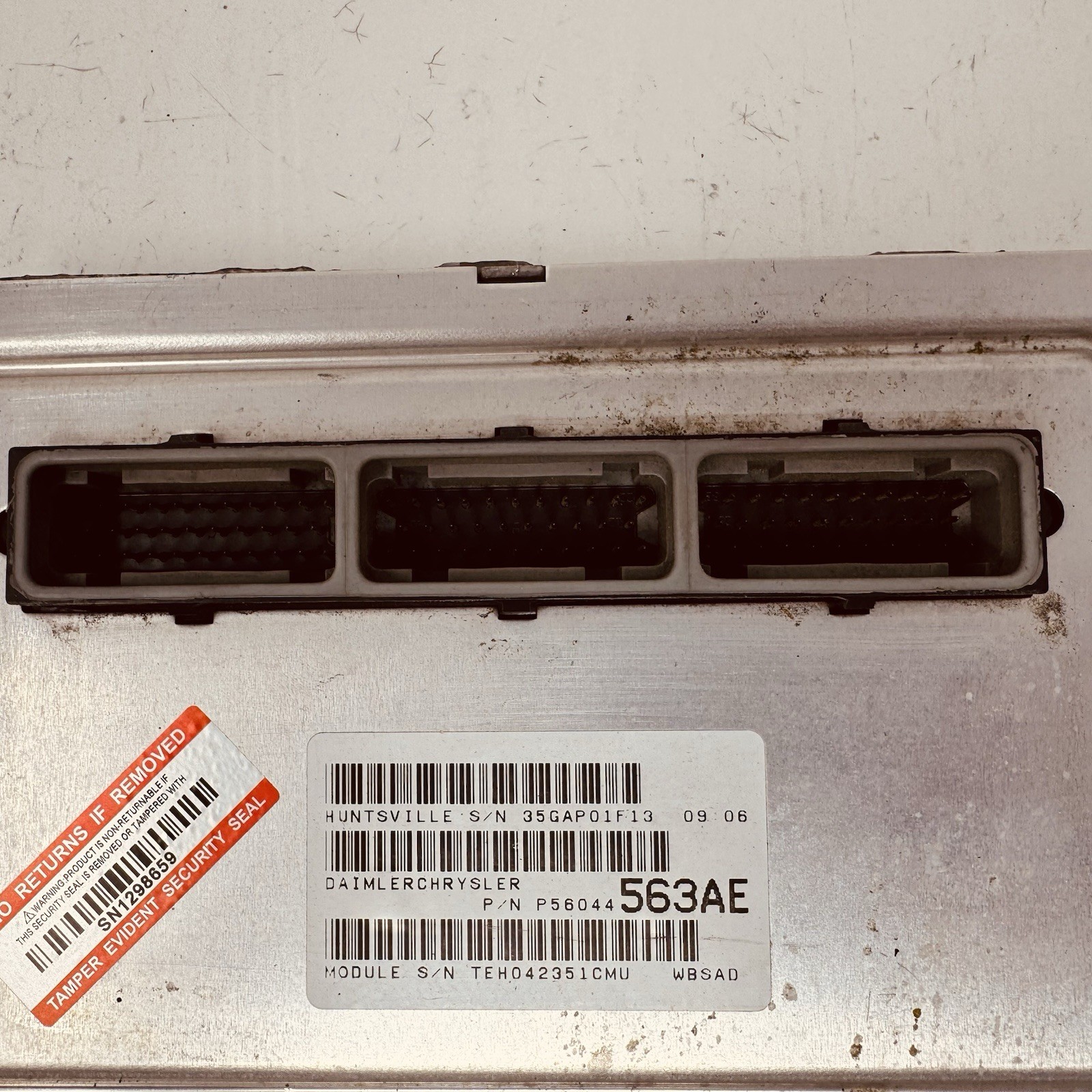 2004 Grand Cherokee 4.0 Engine Computer P56044563 “Programmed to your VIN” ECM