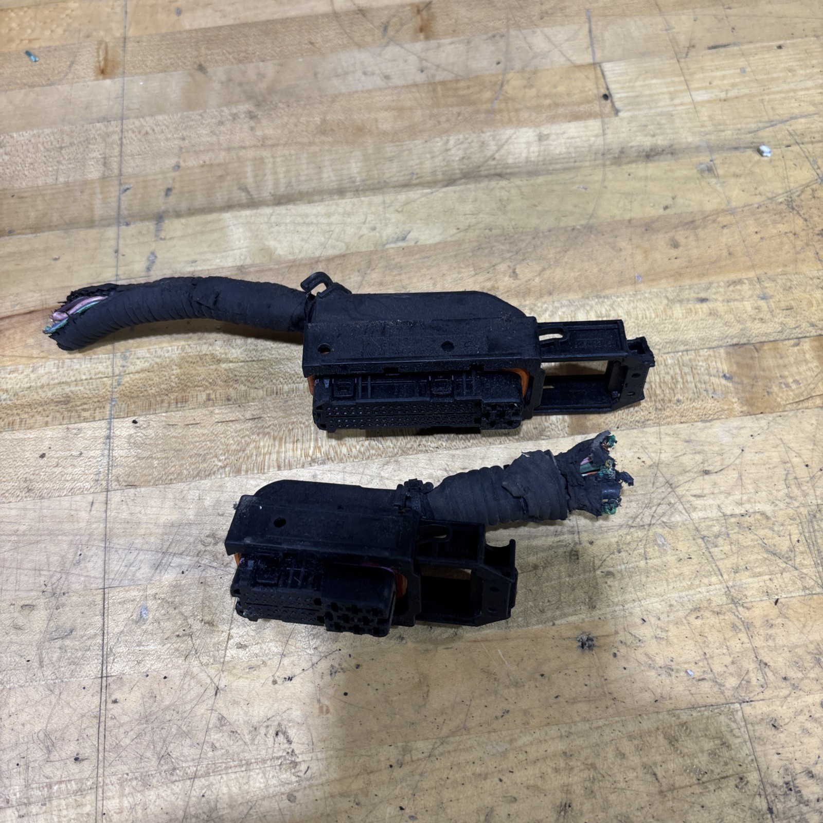 01-05 Duramax LB7 LLY 6.6 FICM / Silverado Sierra / Pigtail Connector Full Pair