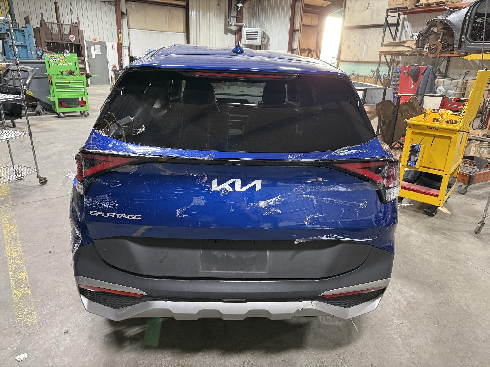 Used Body Control Module fits: 2023 Kia Sportage Body Control BCM LH dash US bui
