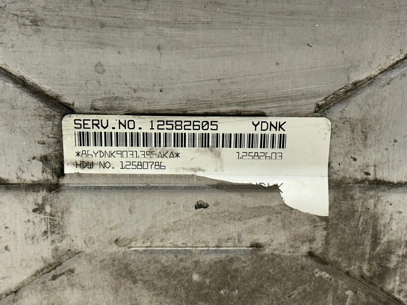 2003 CHEVY TAHOE Engine Control Computer Module OEM 12582605 YDNK