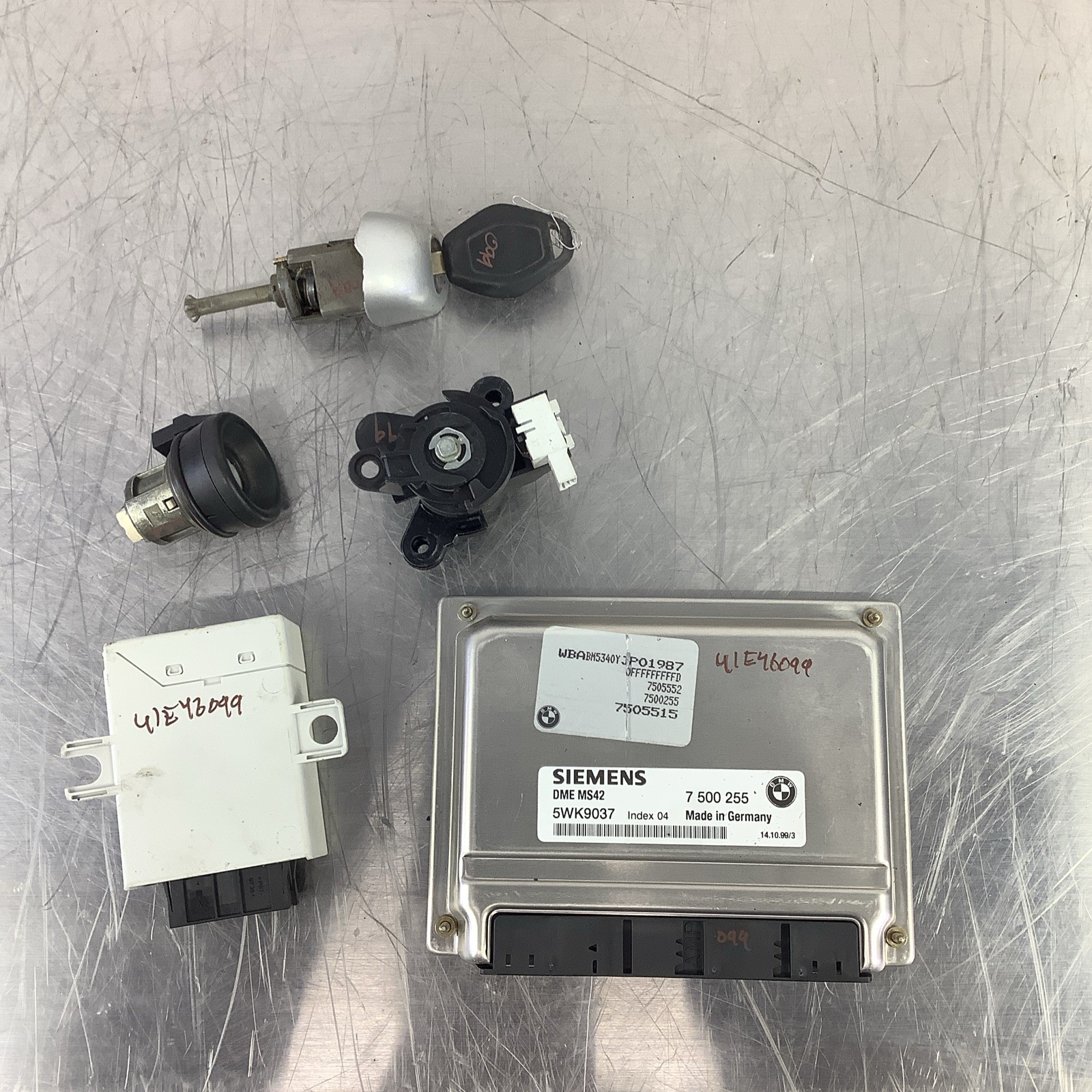 BMW E46 Engine Computer DME EWS Key Set M52TU MS42 Manual 99-00 323 328 OEM #099
