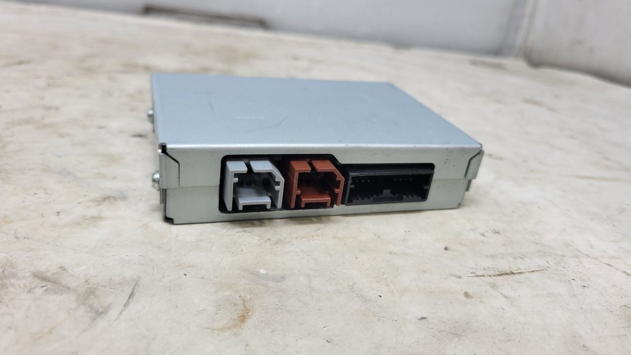 2018 SILVERADO LH HMI BYPASS MODULE 84216626 18-21 CAMARO 18-21 63K MILES