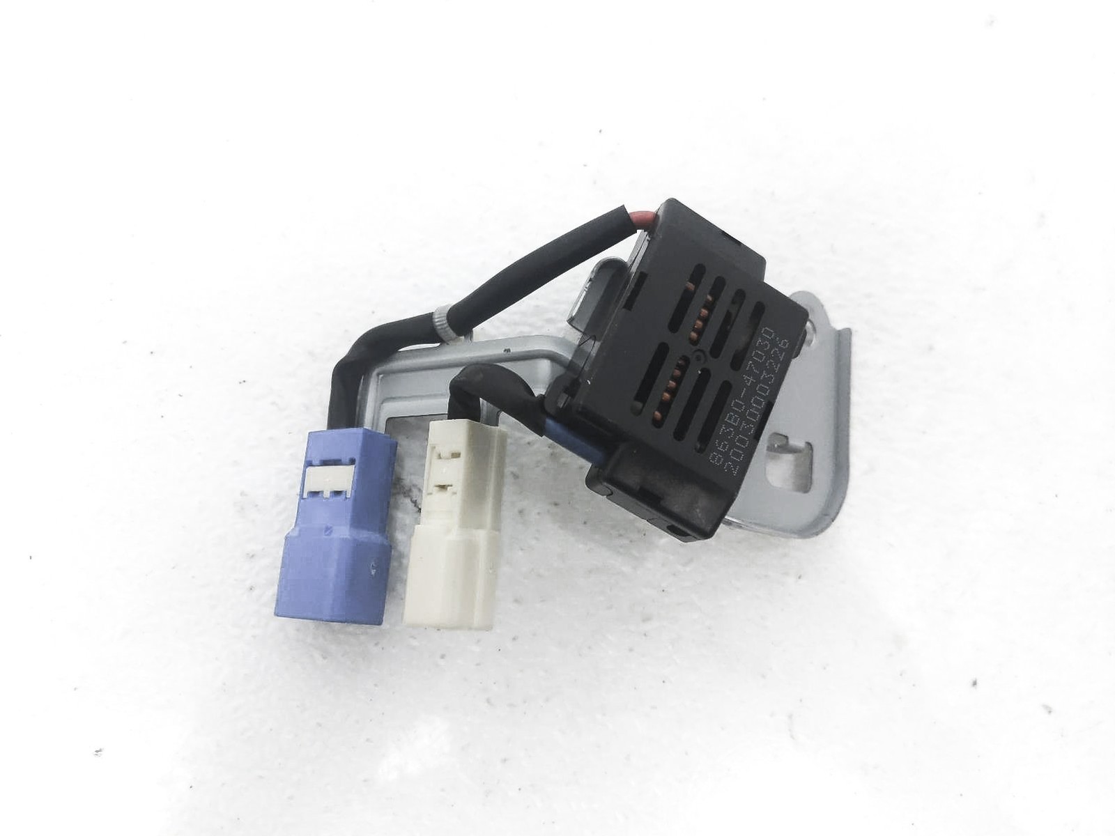 2020 Toyota Prius Prime Radio Noise Filter Assy 863B0-47030