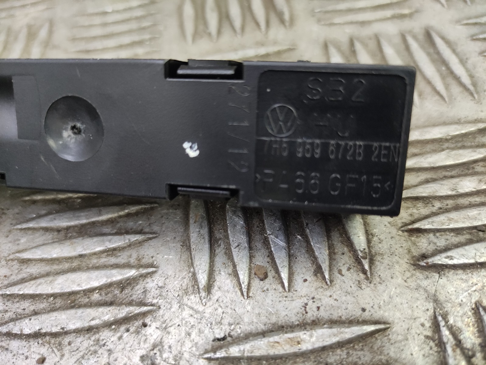 VW Transporter T5.1 Interior Light Front Switch 7H5959672B D318