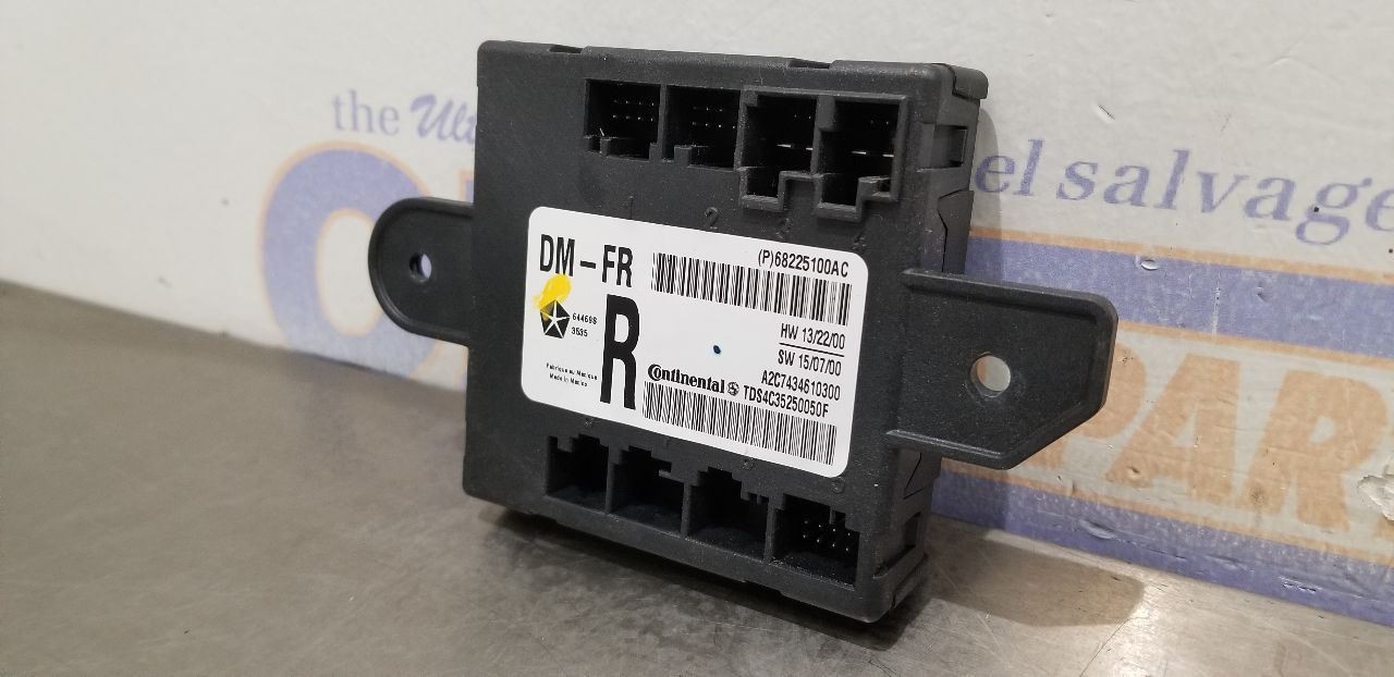 16 DODGE RAM 1500 DOOR CONTROL MODULE FRONT RIGHT PASSENGER 68225100AC