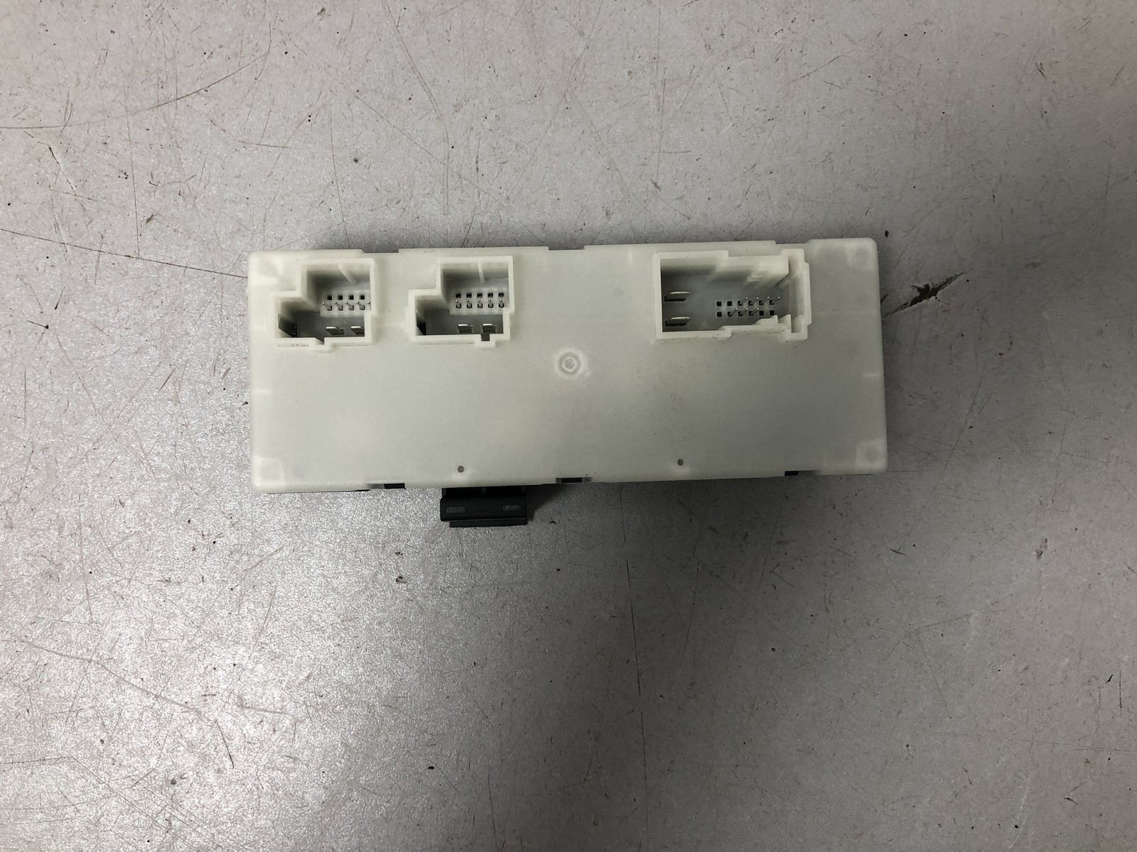 BMW i4 G26 Trunk Lid Control Unit 2021- 61355A19DB2